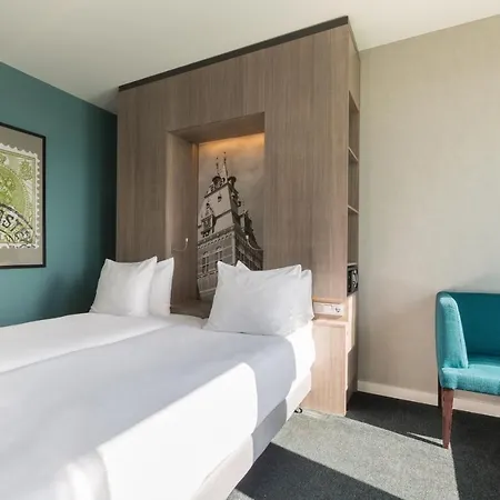 Leonardo Rembrandtpark Hotel 4*