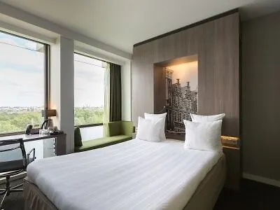 Hotel Leonardo Rembrandtpark 4*