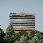 Leonardo Rembrandtpark 4*