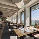 Отель Leonardo Rembrandtpark