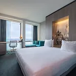 Отель Leonardo Rembrandtpark