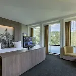 Leonardo Rembrandtpark Hotel 4*