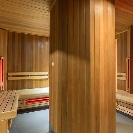 מלון Leonardo Rembrandtpark 4*