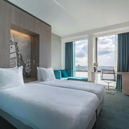 Hotel Leonardo Rembrandtpark 4*