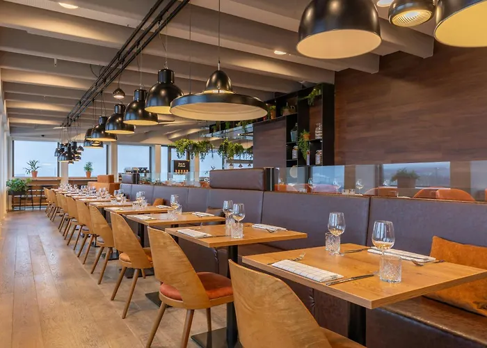 Leonardo Rembrandtpark Otel 4*