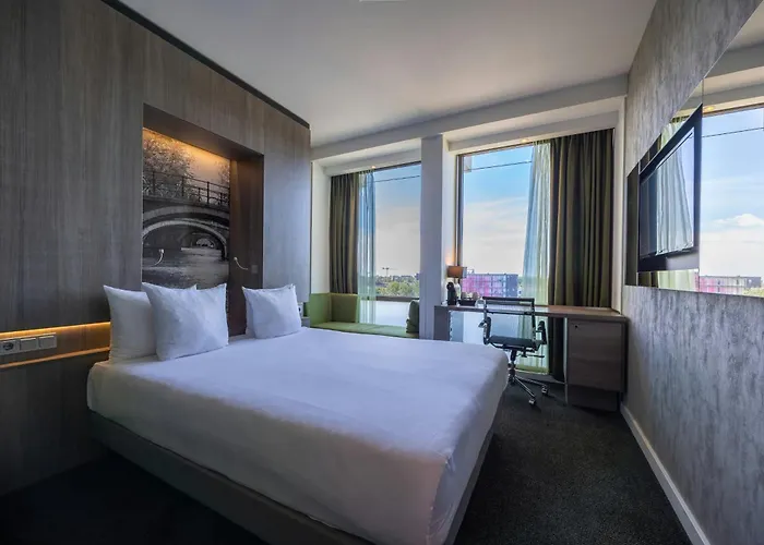 Leonardo Rembrandtpark Otel 4*