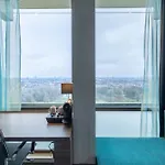 Leonardo Rembrandtpark 4*