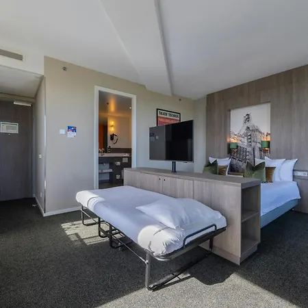 Hotel Leonardo Rembrandtpark 4*