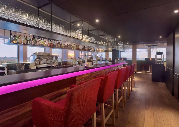 Leonardo Rembrandtpark Hotel 4*