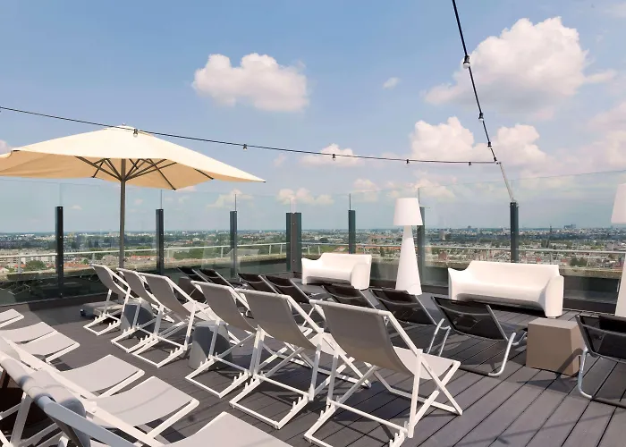 Leonardo Rembrandtpark אמסטרדם